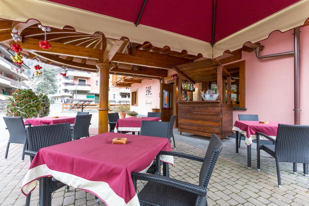 Hotel Arisch Aprica Exterior photo