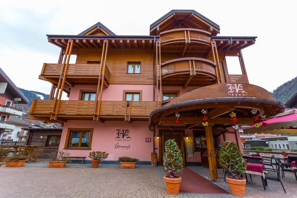 Hotel Arisch Aprica Exterior photo