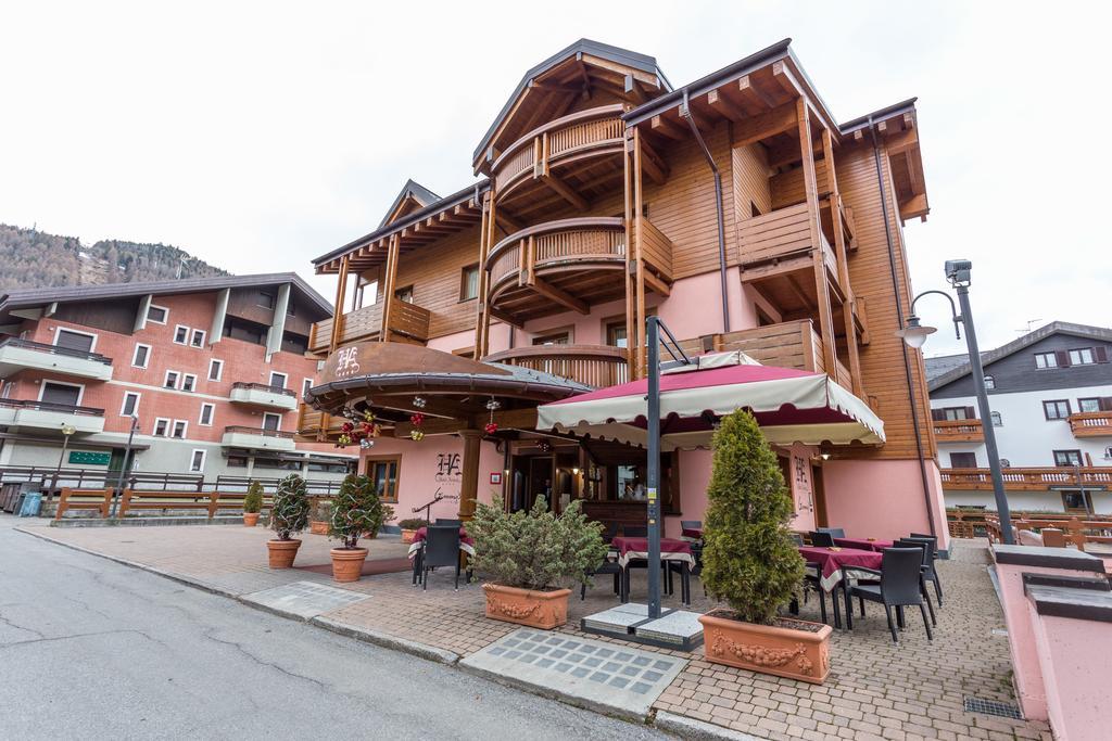 Hotel Arisch Aprica Exterior photo