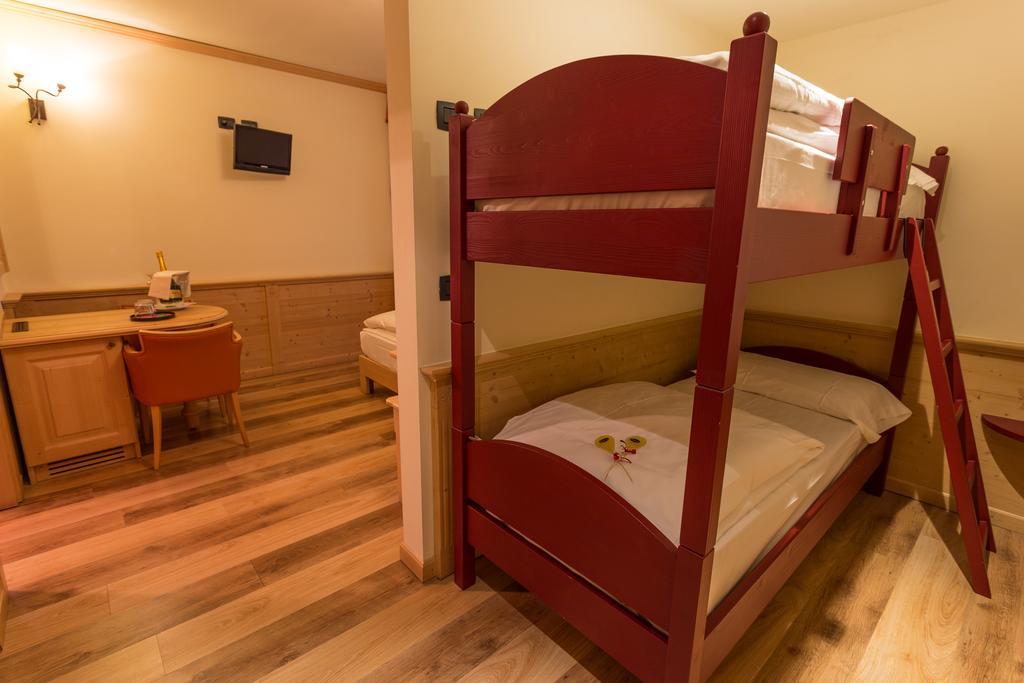 Hotel Arisch Aprica Room photo